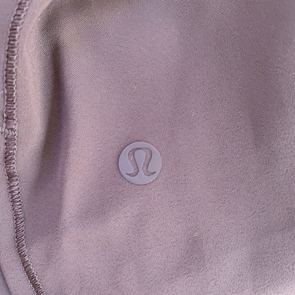 On the fly skirt burgundy BKST lululemon casual - Picture 3 of 4